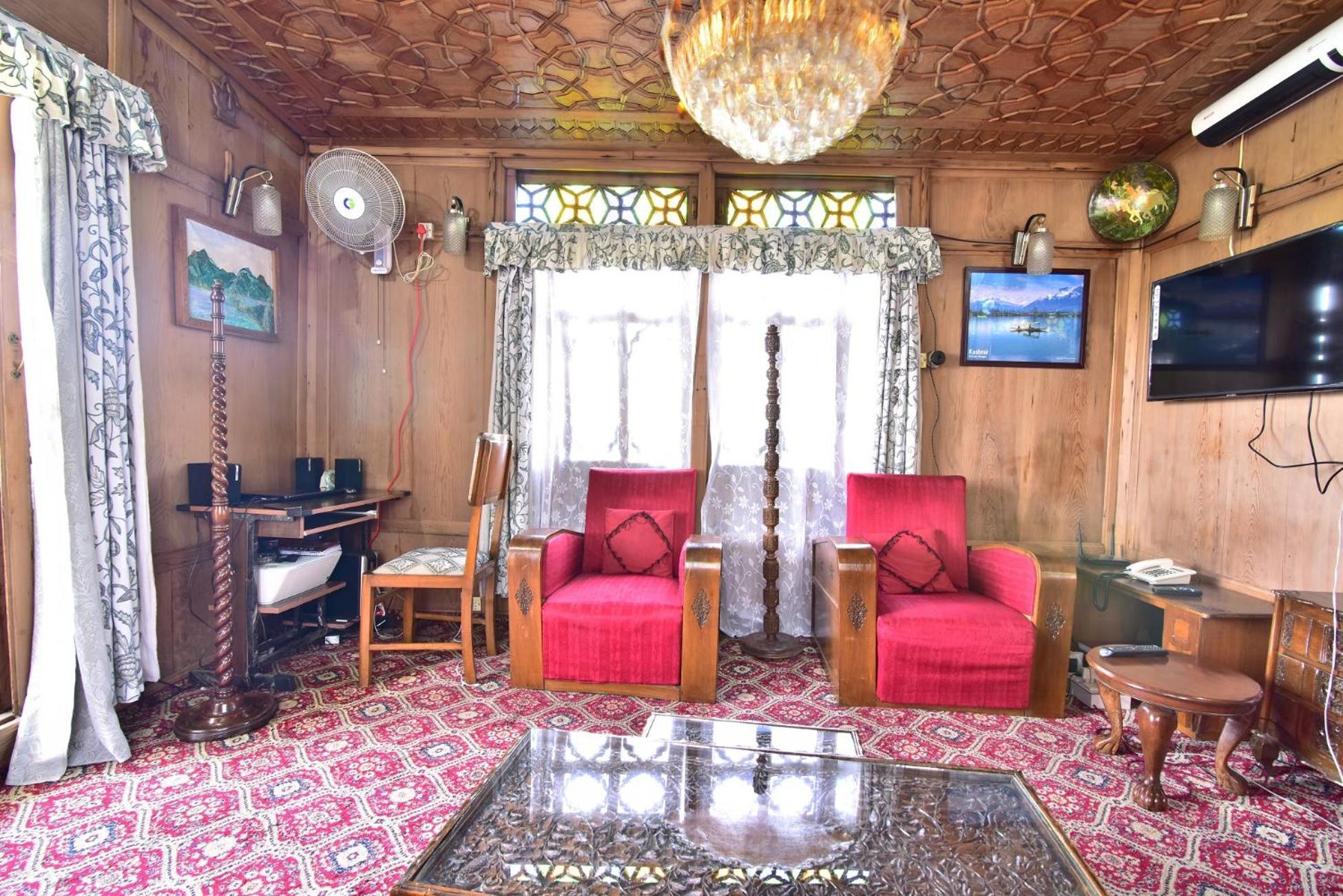 Houseboat Zaindari Palace Srīnagar Exterior foto
