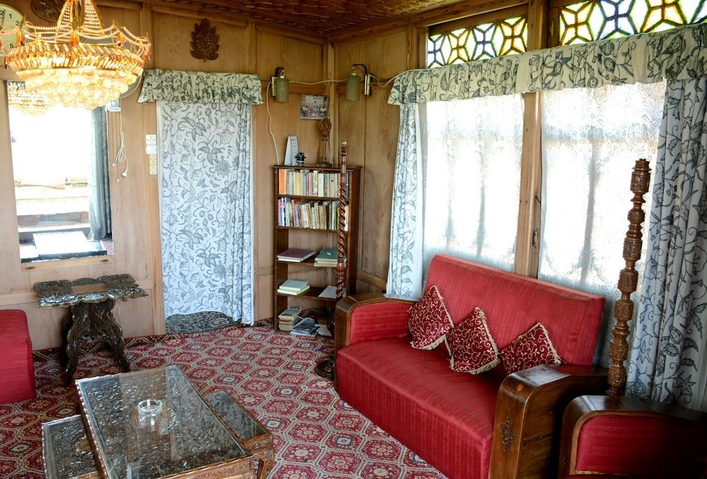 Houseboat Zaindari Palace Srīnagar Exterior foto