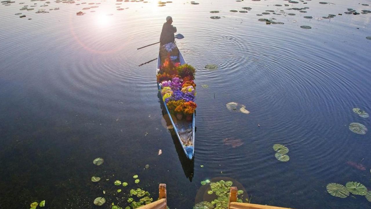 Houseboat Zaindari Palace Srīnagar Exterior foto