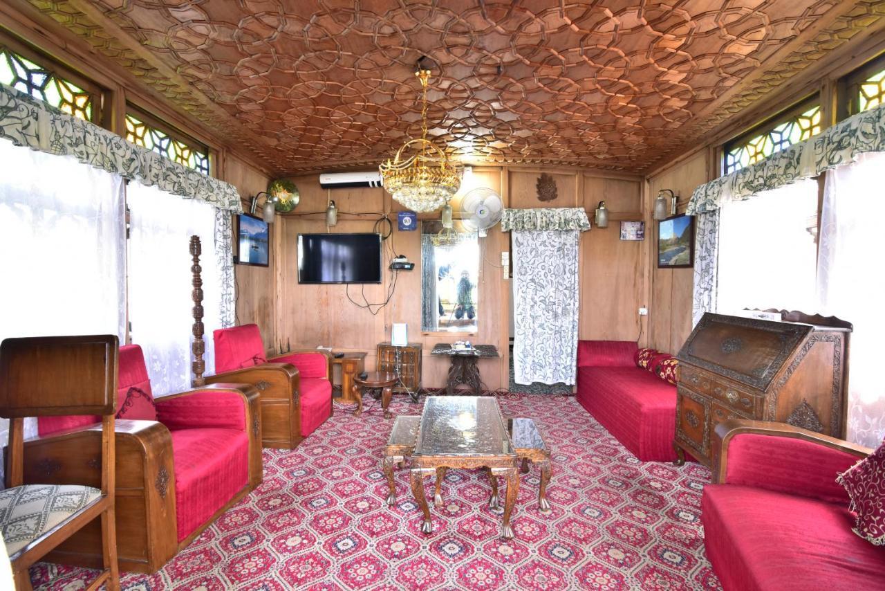 Houseboat Zaindari Palace Srīnagar Exterior foto